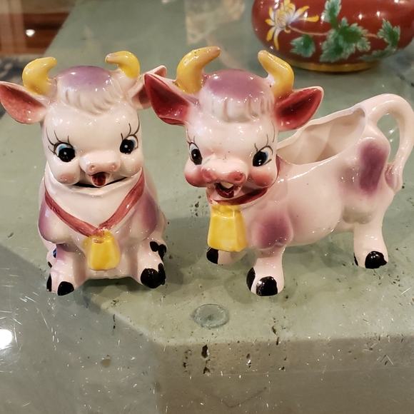 Vintage lavender cow by Lego